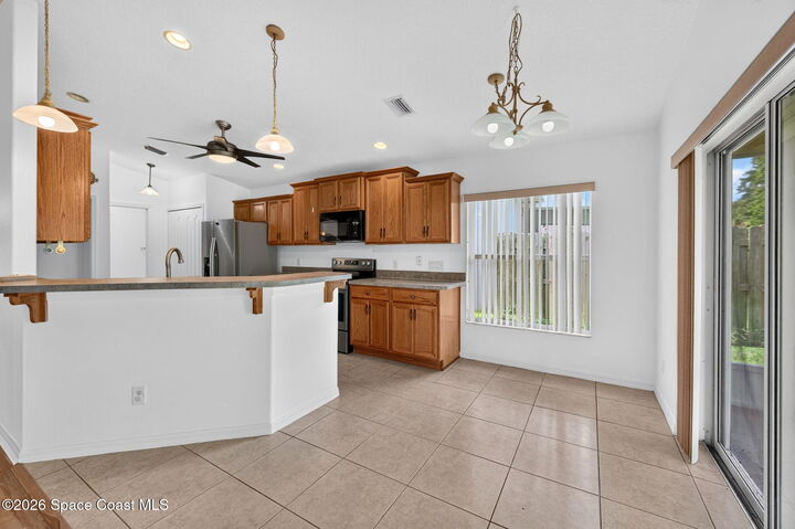 Property Photo:  2180 Spring Creek Circle NE  FL 32905 