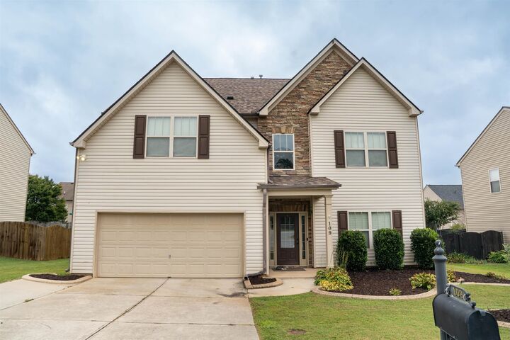 Property Photo:  109 Sabin Court  SC 29681 