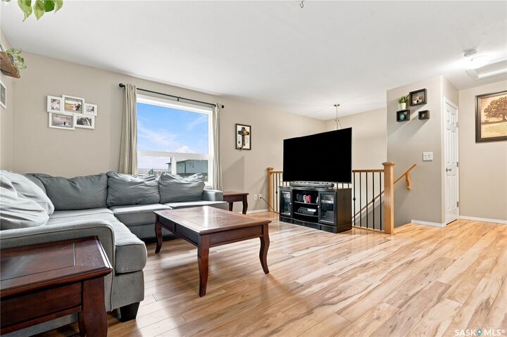 Property Photo:  200 Hiebert Crescent 15  SK S0K 0A2 