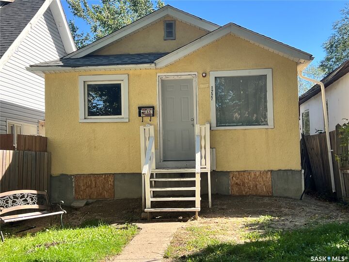Property Photo:  1227 Wascana Street  SK S4T 4J2 