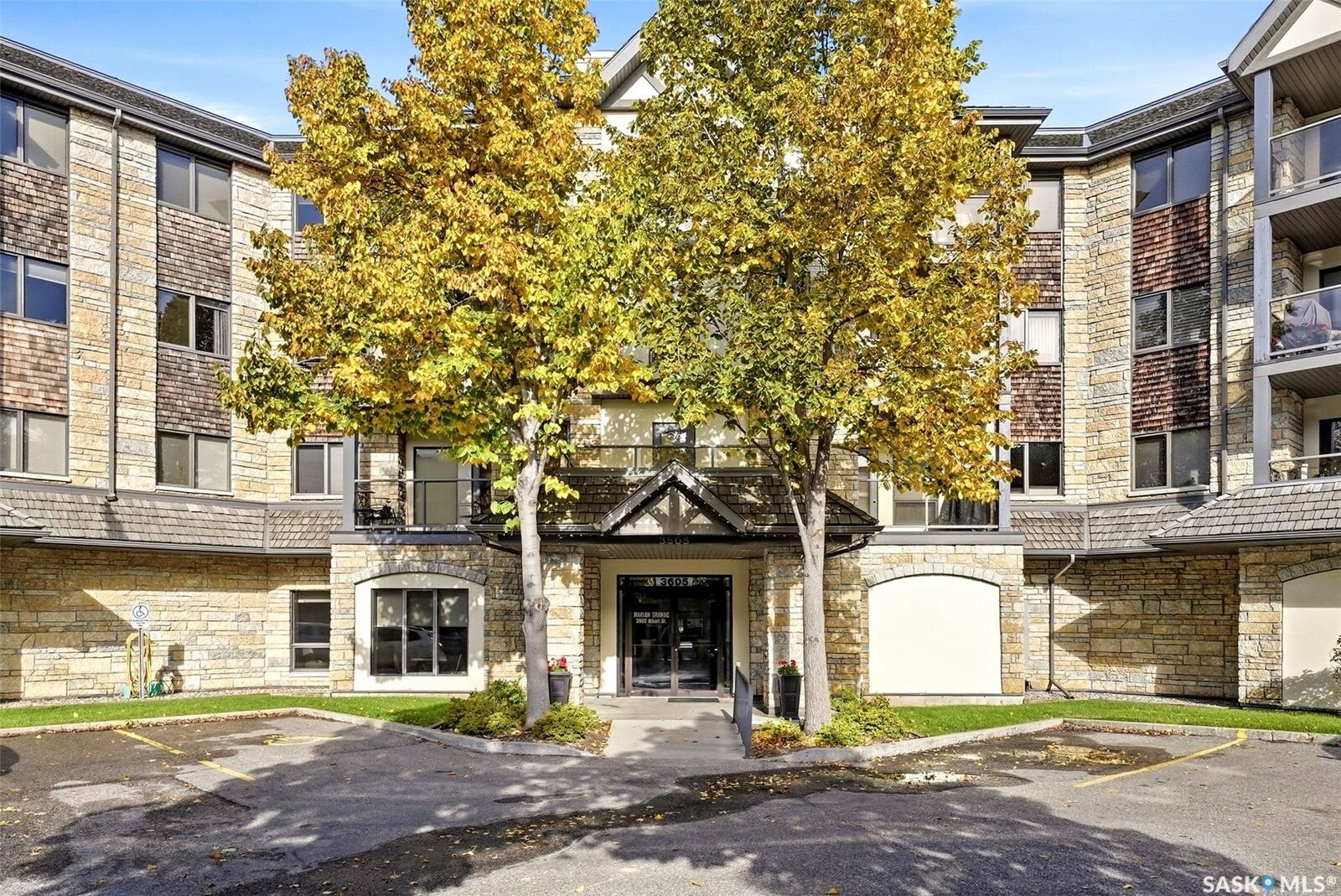 Property Photo:  3605 Albert Street 342  SK S4S 7L4 