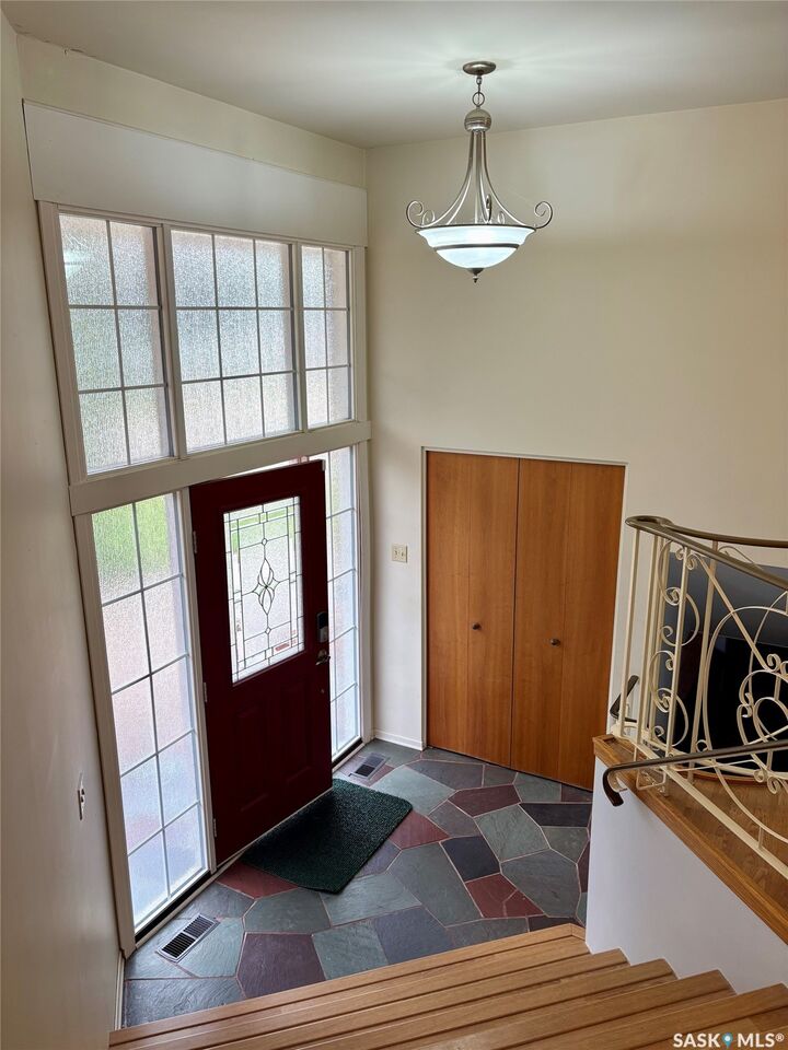 Property Photo:  7 Driftwood Crescent  SK S3N 2P9 