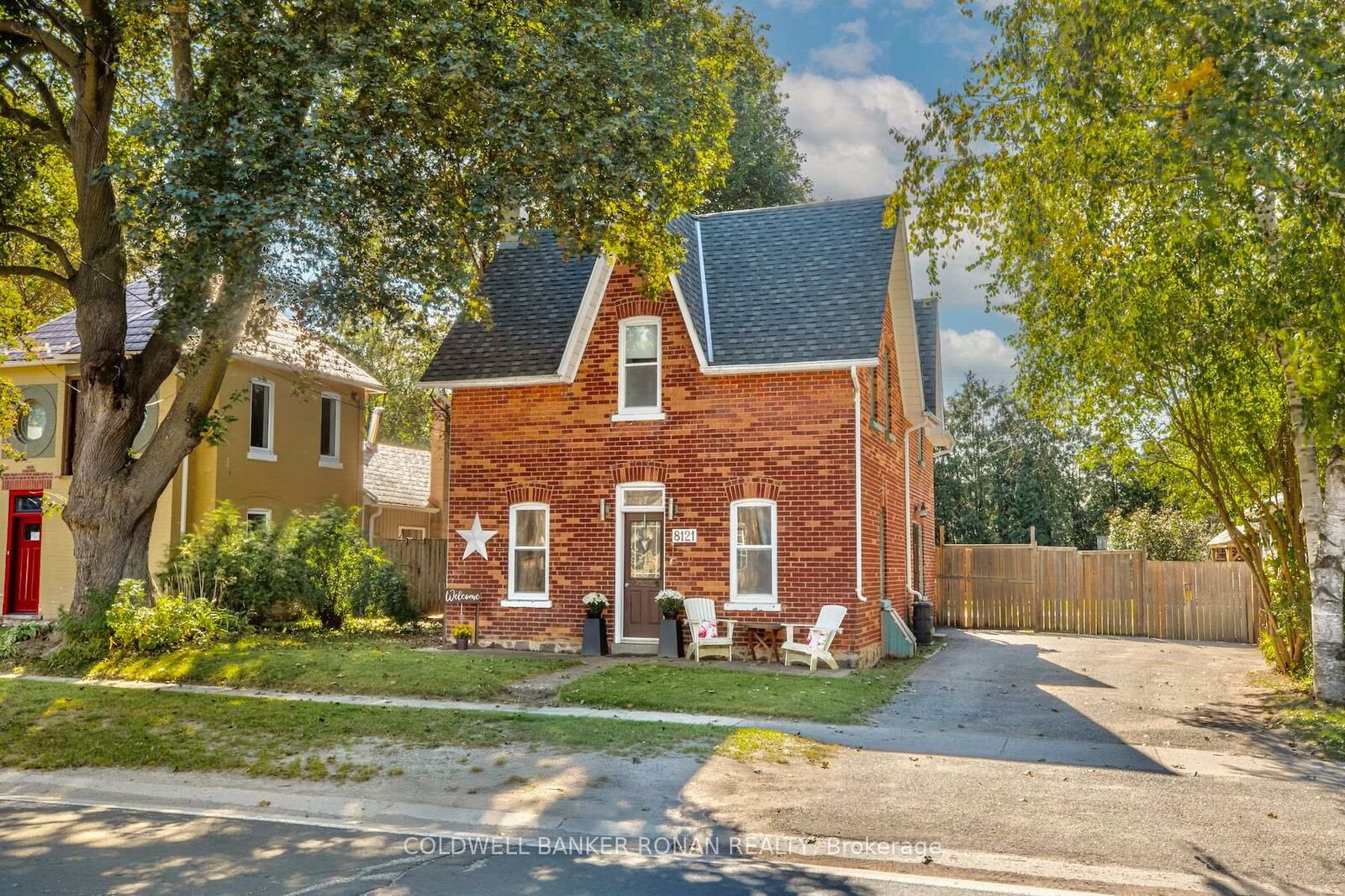 Property Photo:  8121 Main Street  ON L0M 1J0 