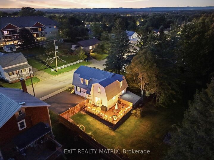 Property Photo:  75 Stanley Avenue  ON K0B 1R0 