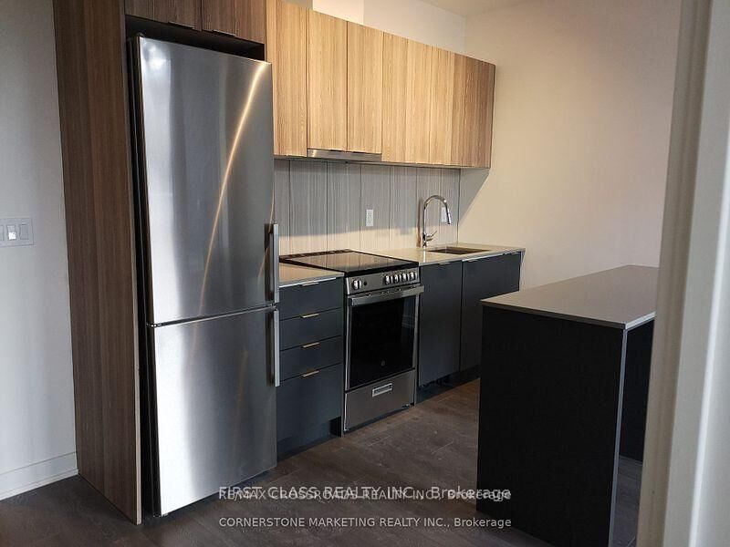 Property Photo:  8 Tippett Road 203  ON M3H 0E7 