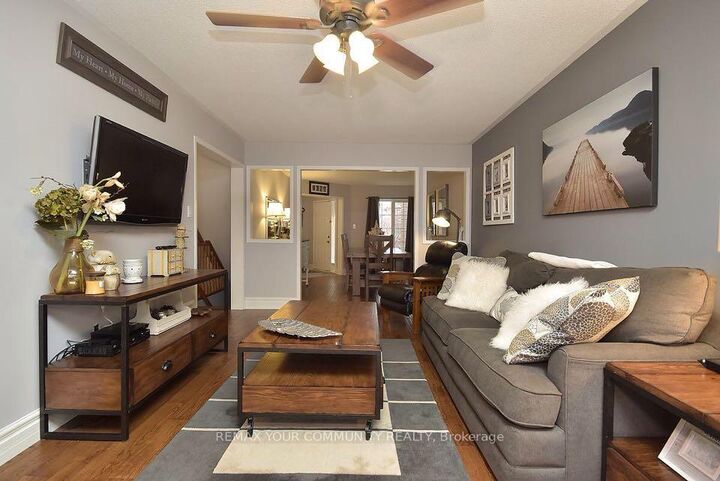 Property Photo: 28 Henderson Crescent ON L9R 1Y3