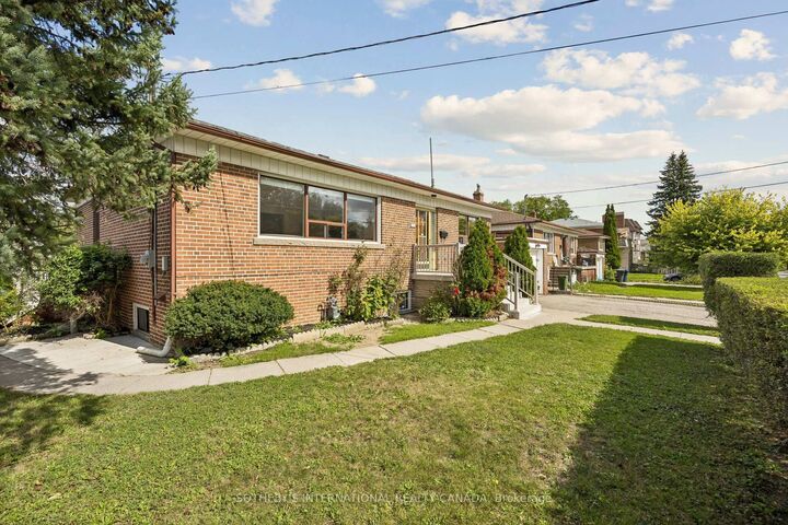 Property Photo: 120 Ranee Avenue ON M6A 1N2