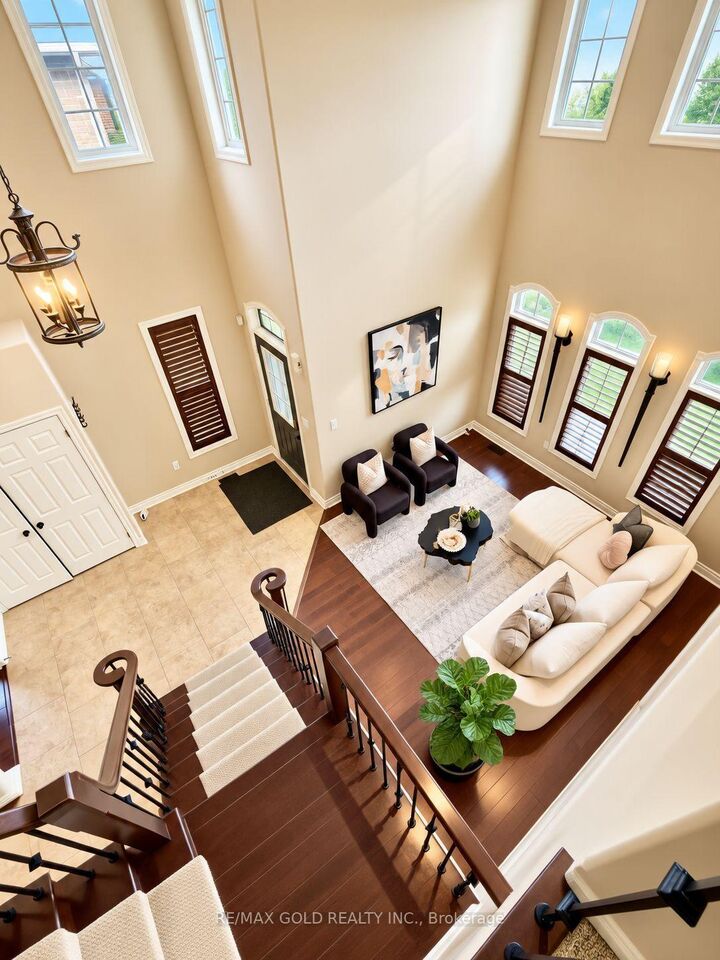 Property Photo:  3 Prince William Way  ON L4N 0Y9 