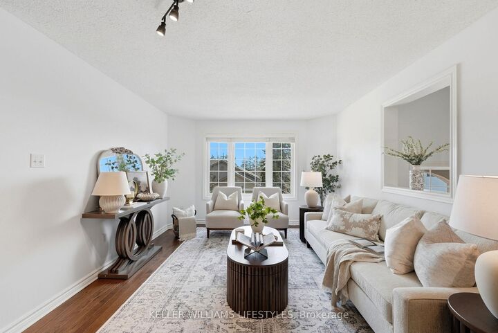Property Photo:  270 North Centre Road 16  ON N6G 5E2 