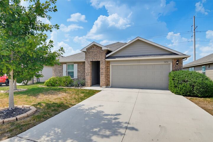 Property Photo:  1416 Parkwood  TX 78155 
