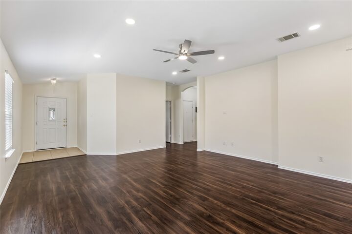 Property Photo:  505 Washington Square Drive  TX 78641 