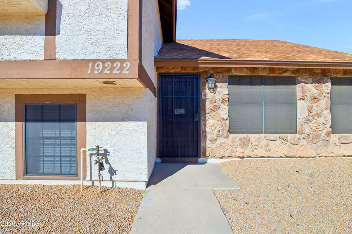 Property Photo:  19222 N 12th Street  AZ 85024 