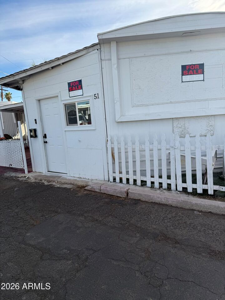 Property Photo:  4843 W Glendale Avenue 51  AZ 85301 