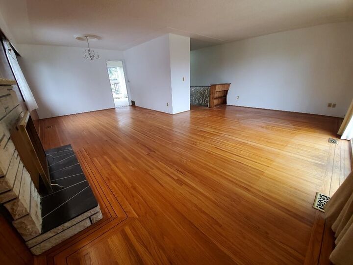 Property Photo:  644 W 14th Street Upper  BC V7M 1R2 