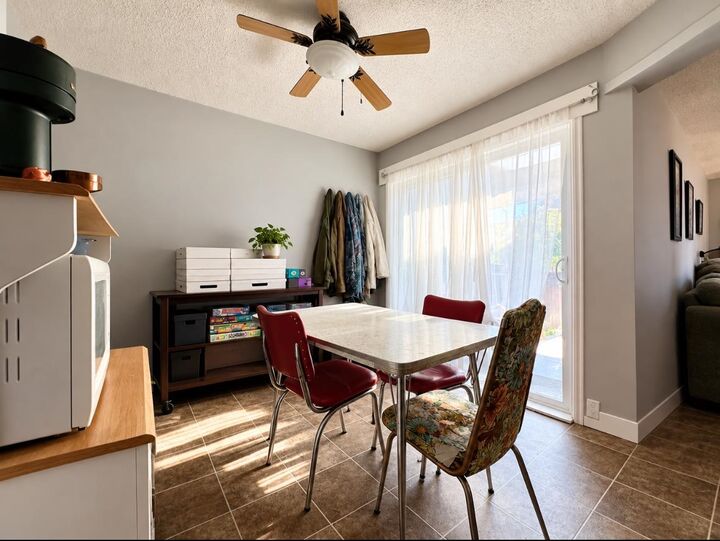 Property Photo:  45720 Victoria Avenue 9  BC V2P 2T5 