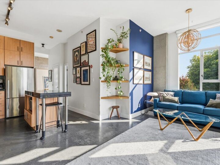 Property Photo:  2635 Prince Edward Street 304  BC V5T 4V7 