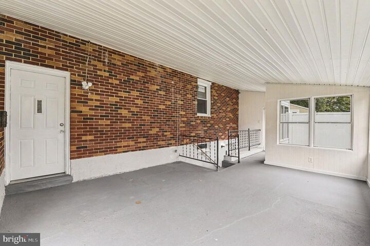 Property Photo:  1209 Whitman Drive  MD 21061 