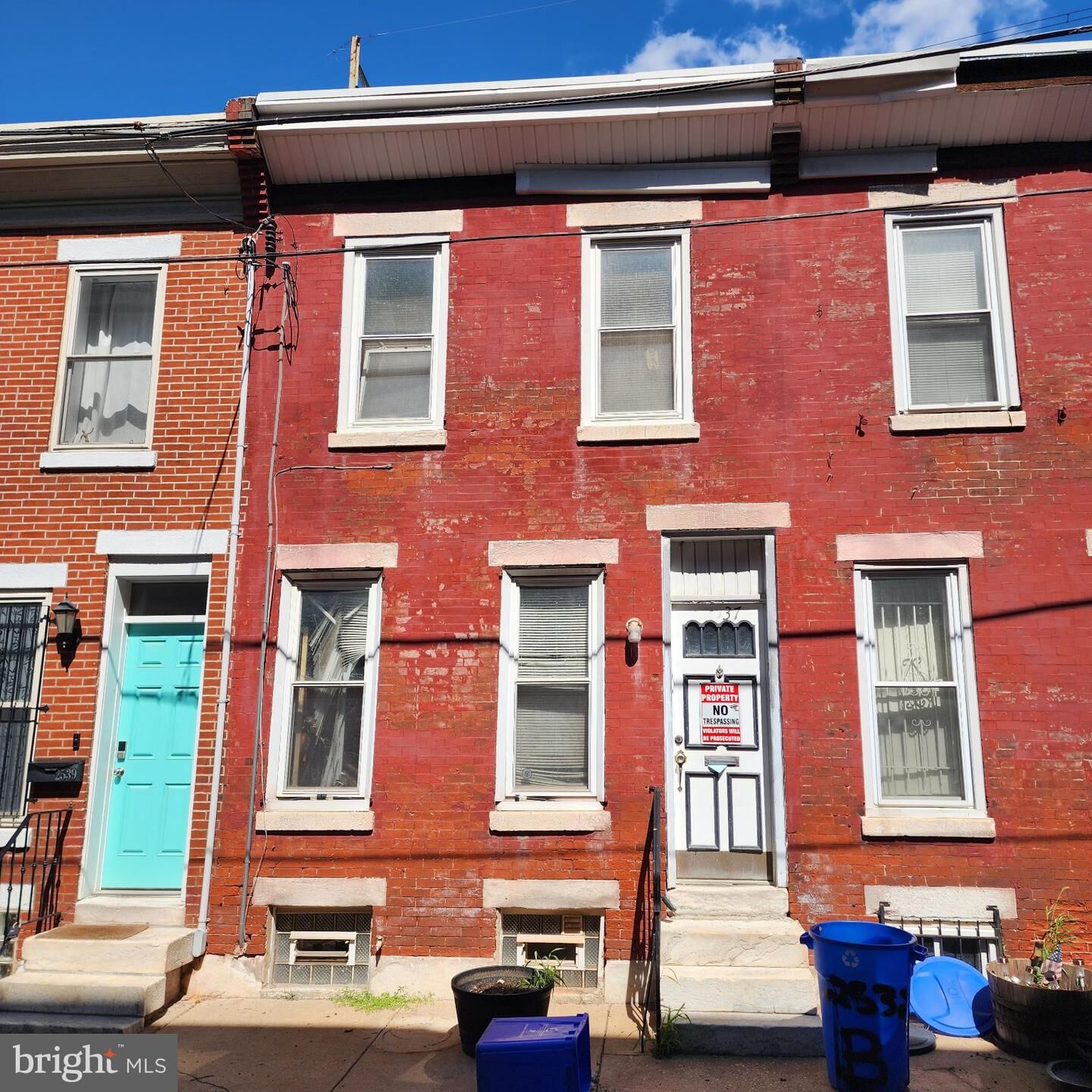 Property Photo: 2537 Alter Street PA 19146