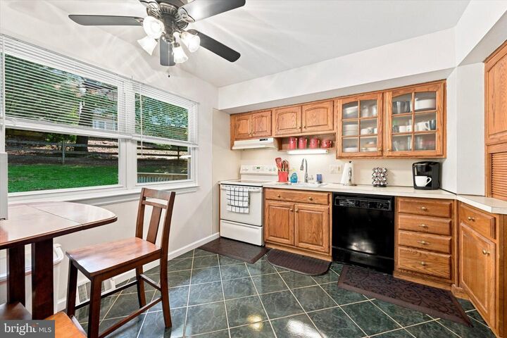 Property Photo:  1024 Oak Street  PA 19320 