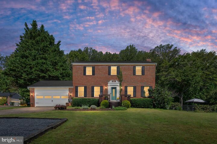Property Photo:  16070 Simon Kenton Road  VA 20169 