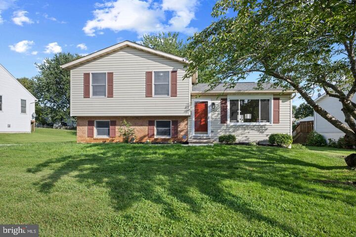 Property Photo:  407 Stacy Lee Court A  MD 21158 