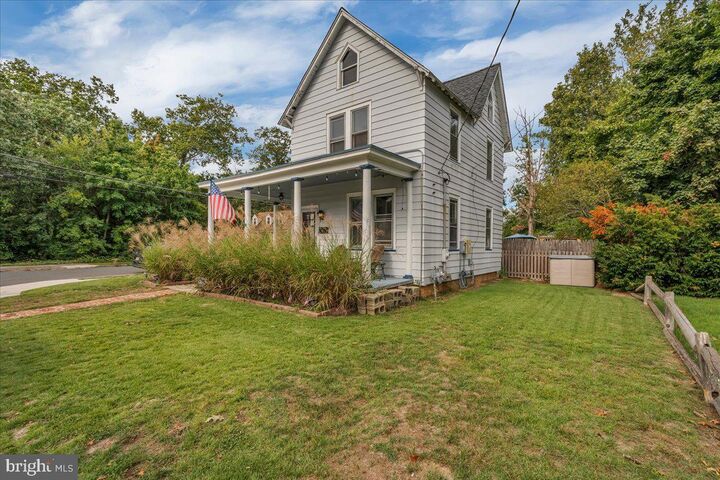 Property Photo:  301 Farragut Avenue  NJ 08330 