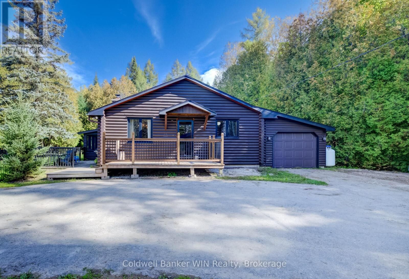 Property Photo: 775415 Highway 10 ON N0C 1H0