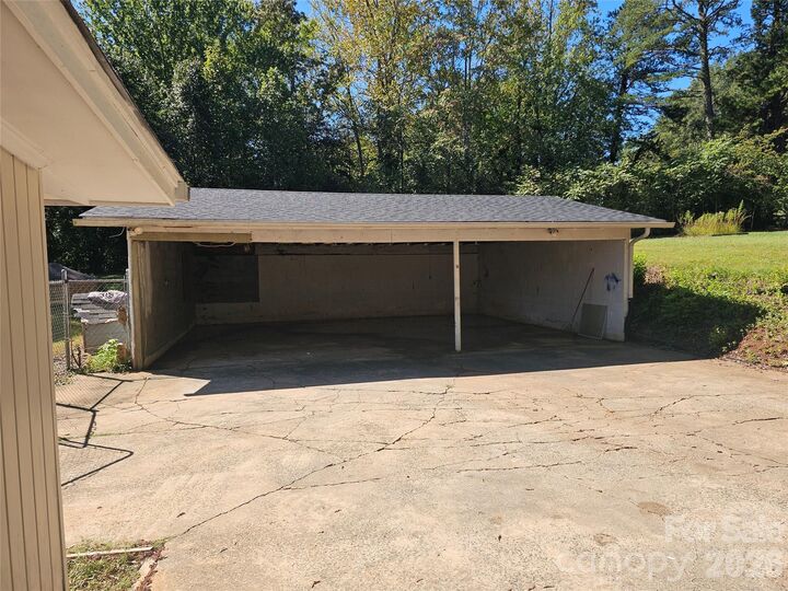 Property Photo: 2782 West View Street NC 28601