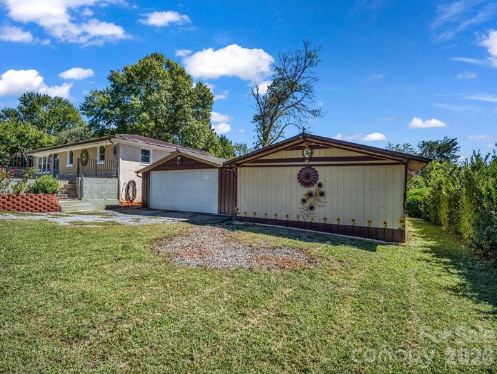 Property Photo: 191 Sycamore Street NC 28043