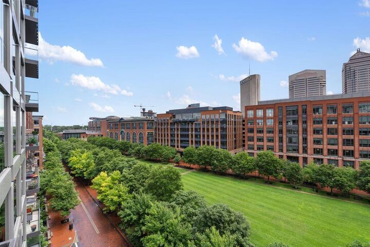 Property Photo: 225 John H McConnell Boulevard OH 43215