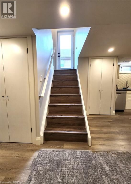 Property Photo:  404 Nelson Street Lower Unit  ON N3S 4E8 