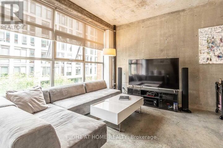 Property Photo:  29 Camden Street 308  ON M5V 3N3 