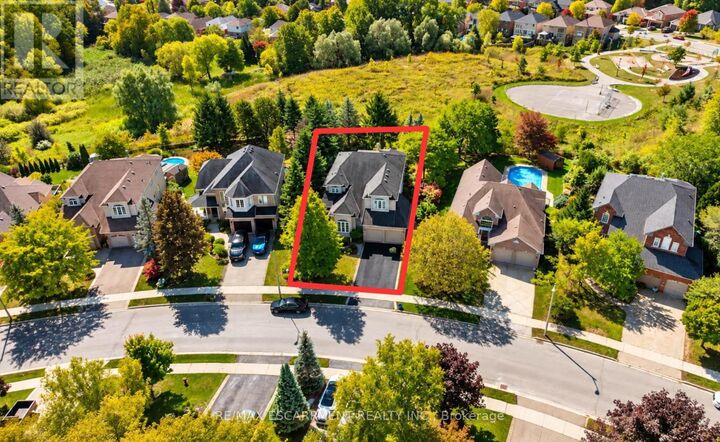 Property Photo:  74 Davidson Boulevard  ON L9H 6Y1 