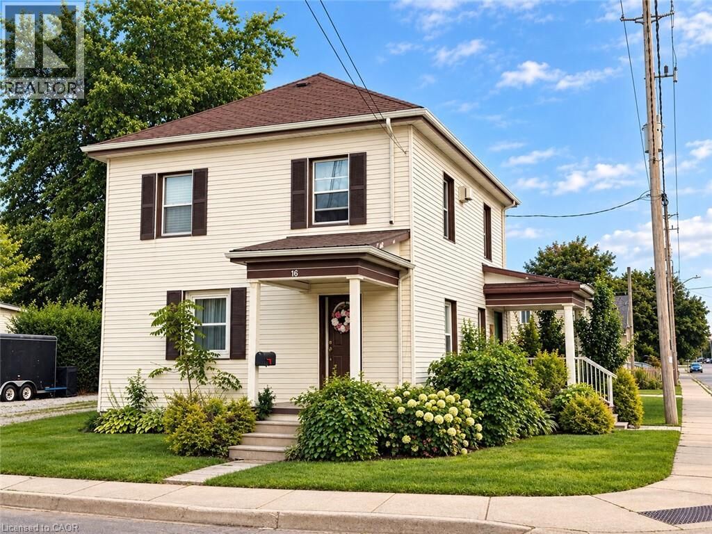 Property Photo:  16 Alma Street North  ON N0A 1H0 