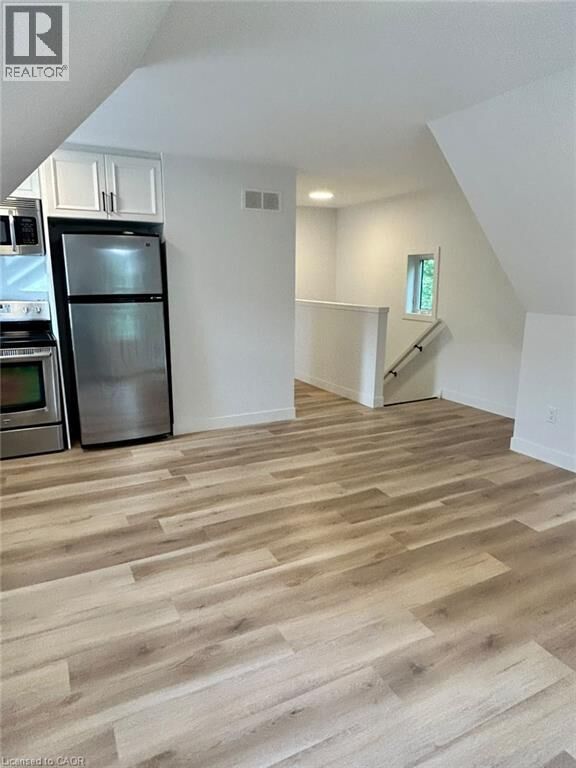 Property Photo:  112 Bagot Street Upper  ON N1H 5T6 
