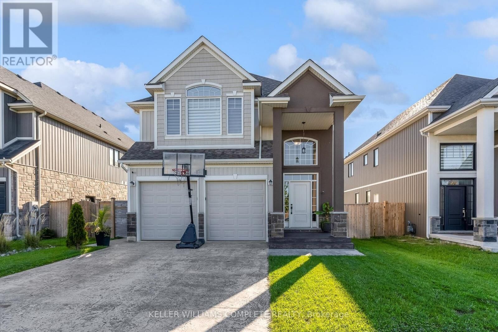 Property Photo:  1208 Hansler Road  ON L2V 0G2 