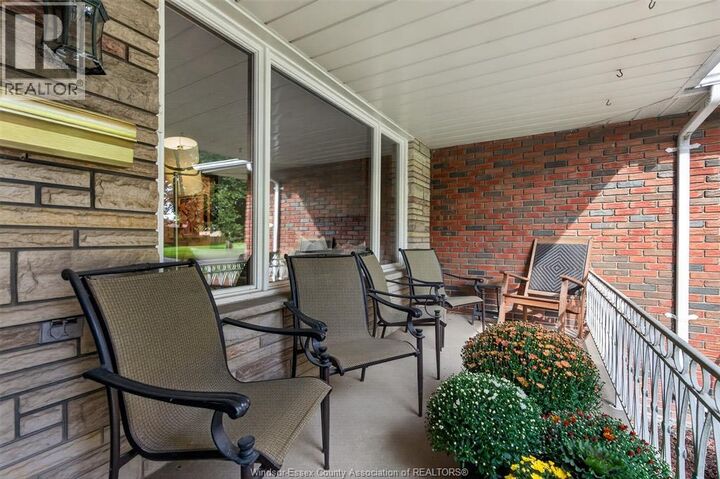 Property Photo:  1565 Roxborough  ON N9B 3H2 