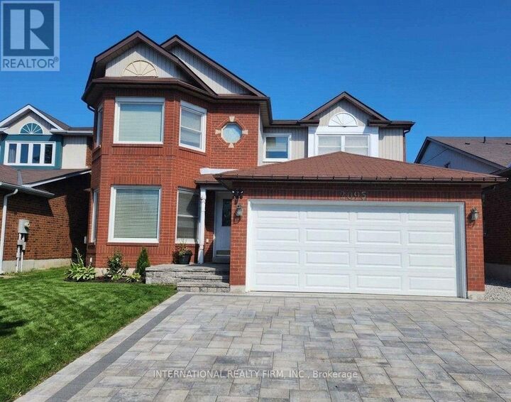 Property Photo:  2095 Lynn Heights Drive  ON L1X 2S1 