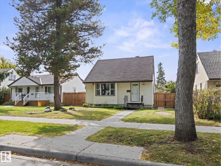 Property Photo:  12018 126 St NW NW  AB T5L 0W5 