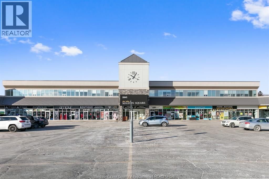 Property Photo:  5841 Malden Square 201  ON N9H 1S3 