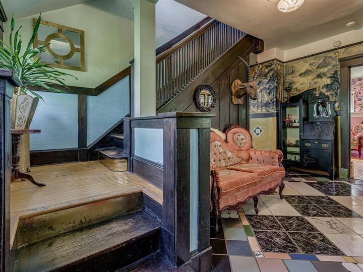 Property Photo: 103 Spence Street MB R3C 1Y2