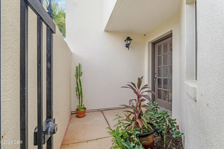 Property Photo:  2921 Oceans Trace  FL 32118 