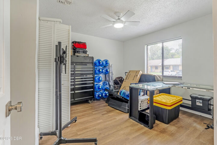 Property Photo: 1571 Hancock Lane FL 32117