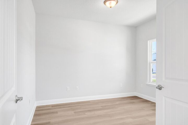 Property Photo: 184 Riverwalk Circle Lot 37 FL 32439