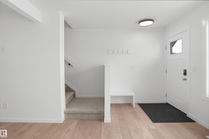 Property Photo:  409 Aster Drive NW  AB T6T 2N8 