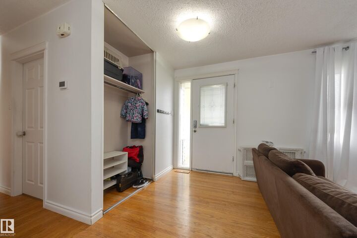 Property Photo:  103 Acacia Court  AB T8A 1K7 