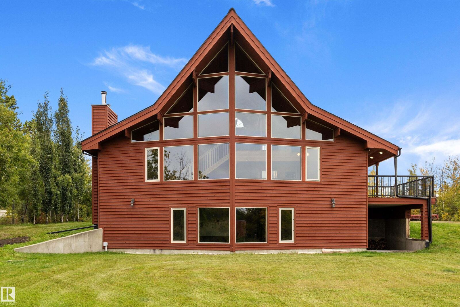 Property Photo:  50416 Rge Rd 110  AB T6H 4N6 