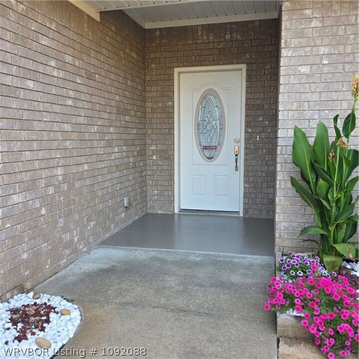 Property Photo:  5804 Thomas Road  AR 72916 