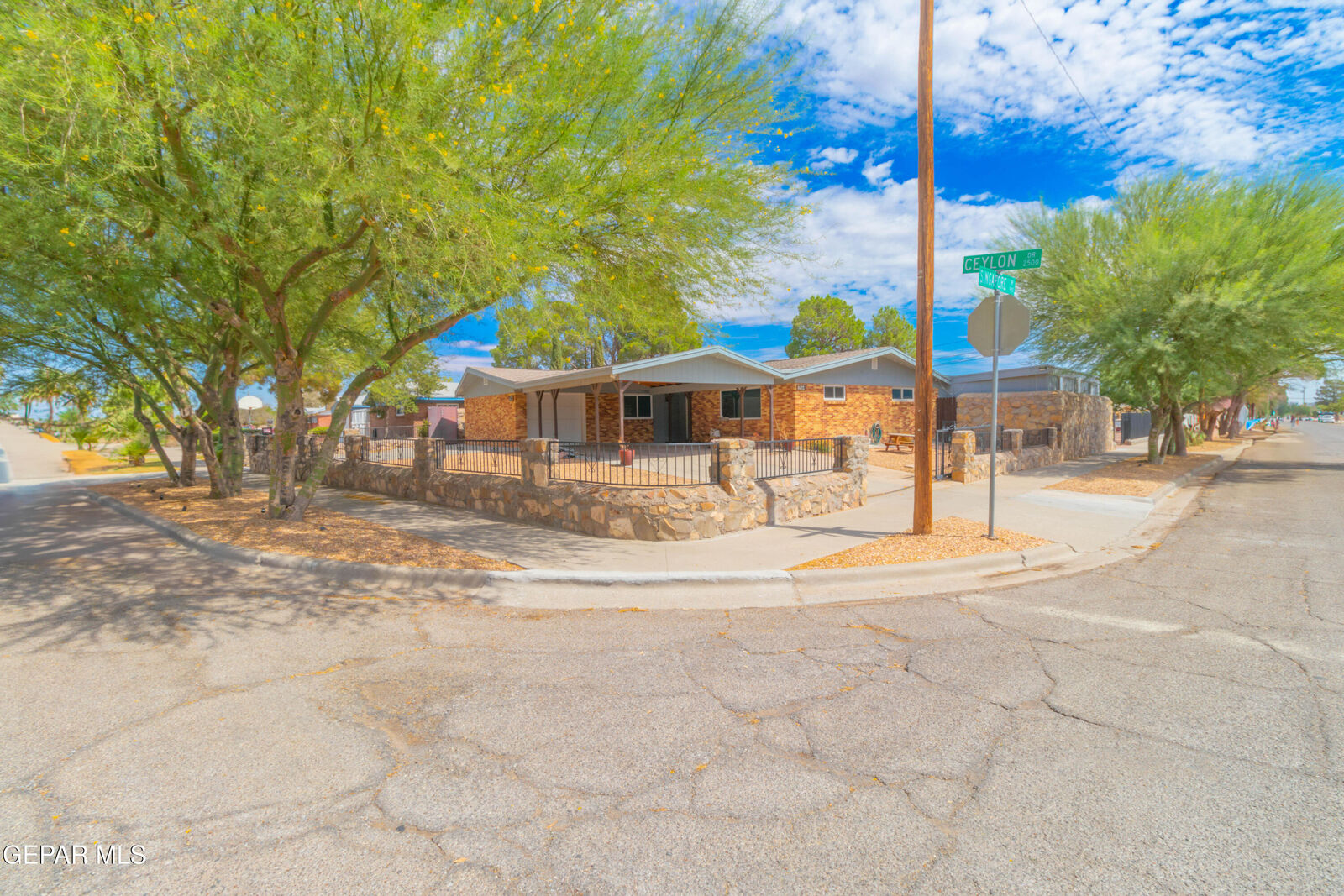 Property Photo:  2514 Ceylon Drive  TX 79925 