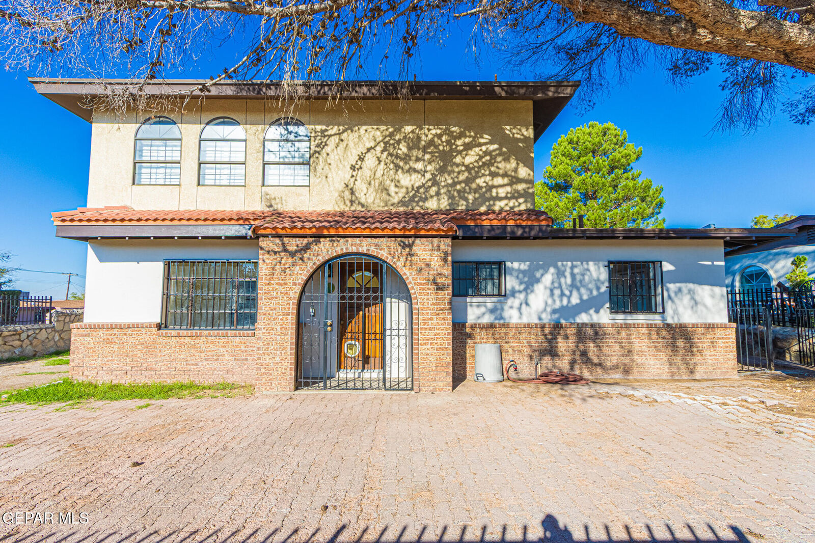 Property Photo:  1017 Lariat Street  TX 79915 